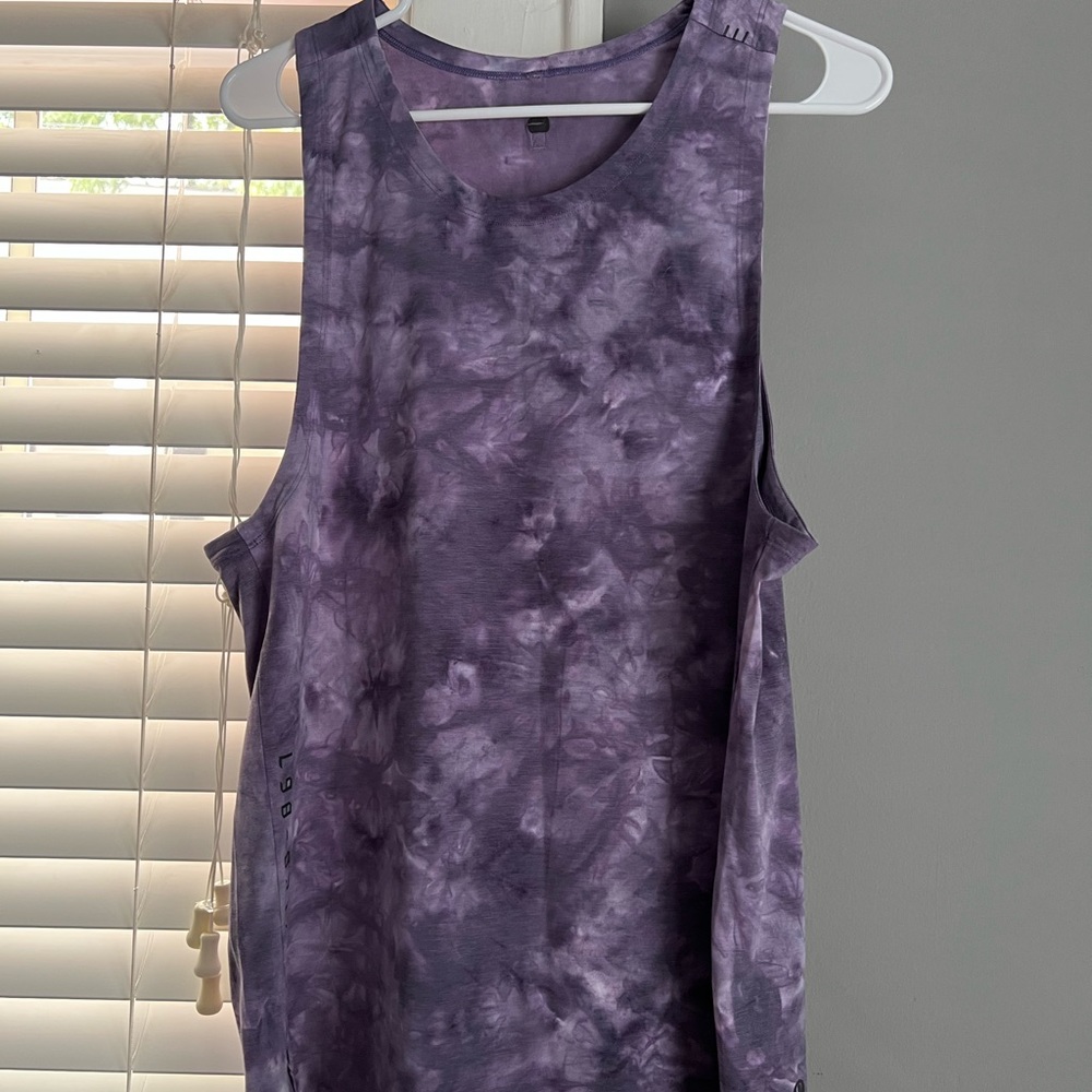 Lululemon Men’s Tanks (4) - Picture 2 of 8